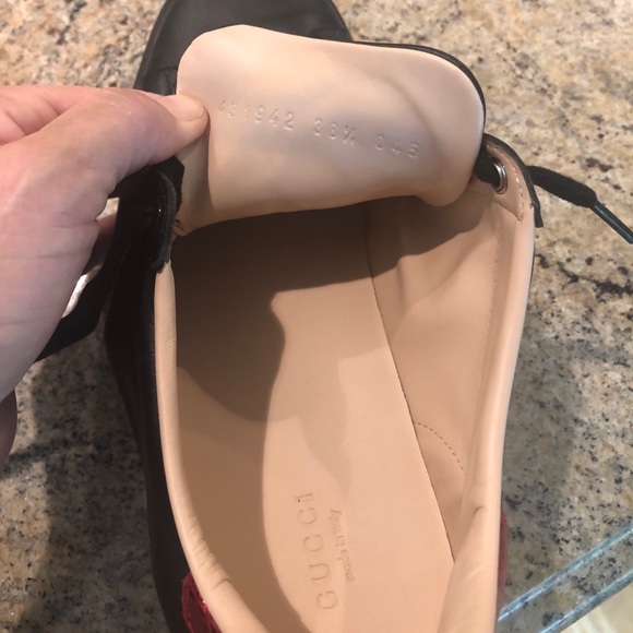 Women’s black Gucci Ace sneaker. Size 38.5. - Picture 15 of 15